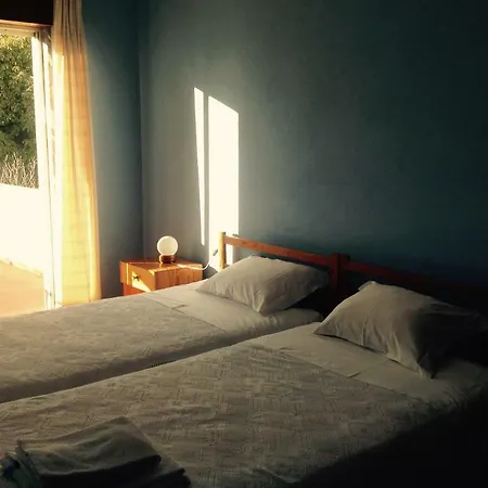 Bed & Breakfast Pensao Algarve *