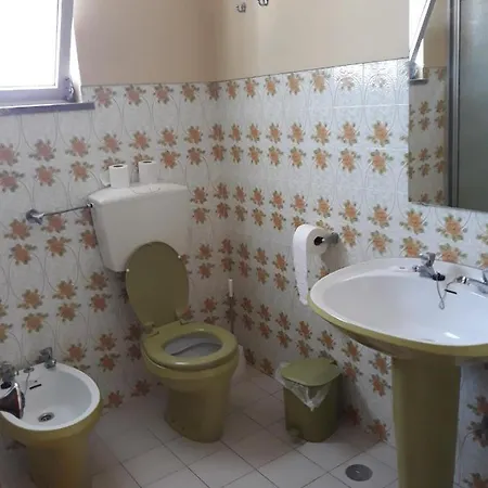 Pensao Algarve Bed & Breakfast